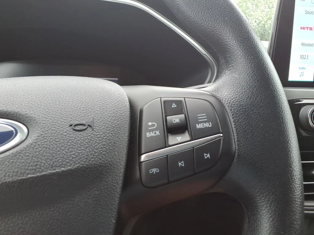 Used 2025 Silver Ford Active image 37
