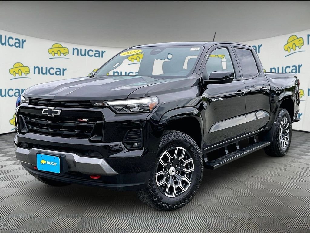 Used 2023 Black Chevrolet Z71 image 3