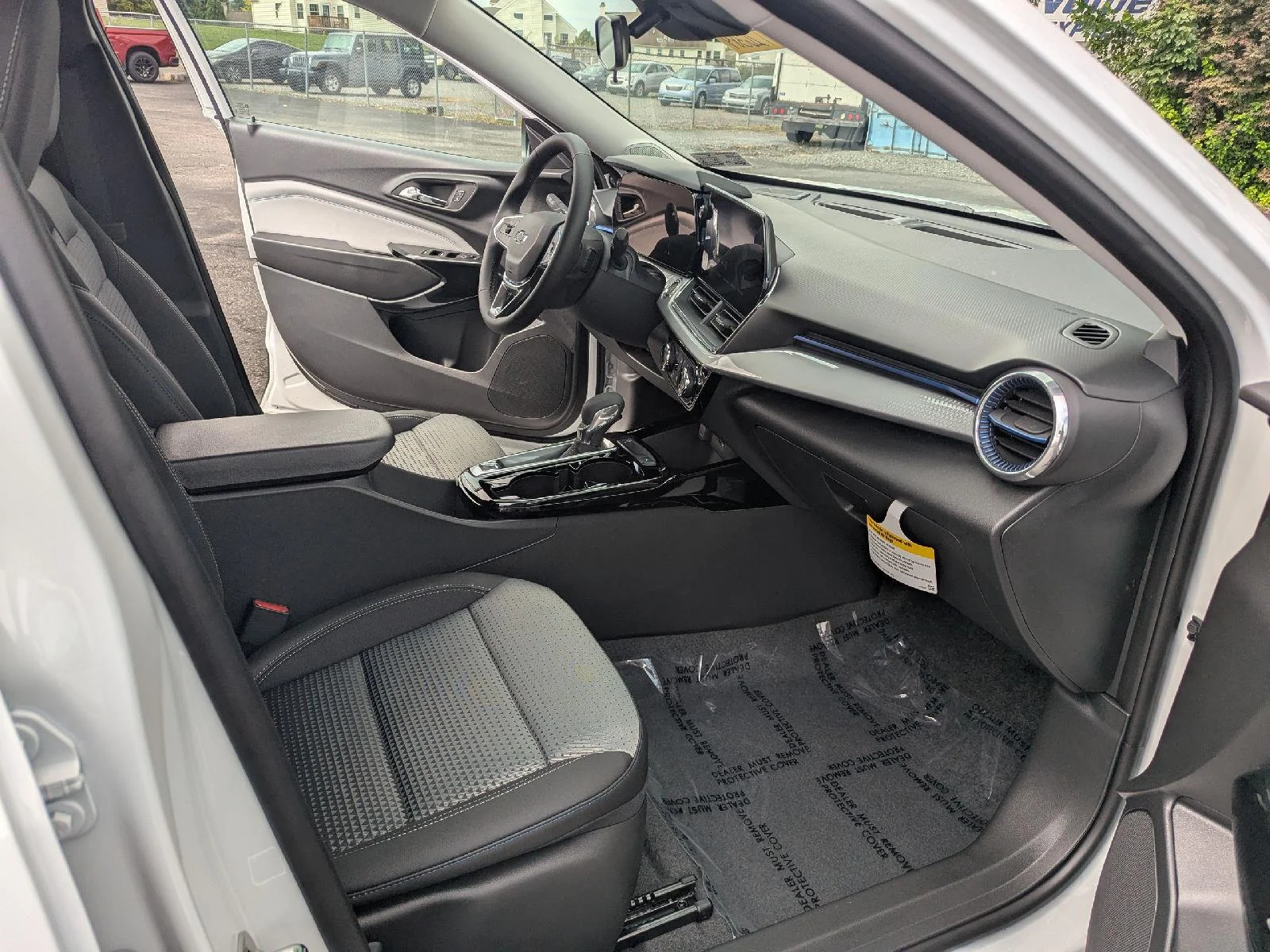 2026 Chevrolet Trax LT - Photo 50