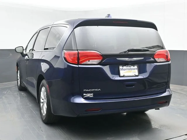 Used 2017 Blue Chrysler Touring image 11