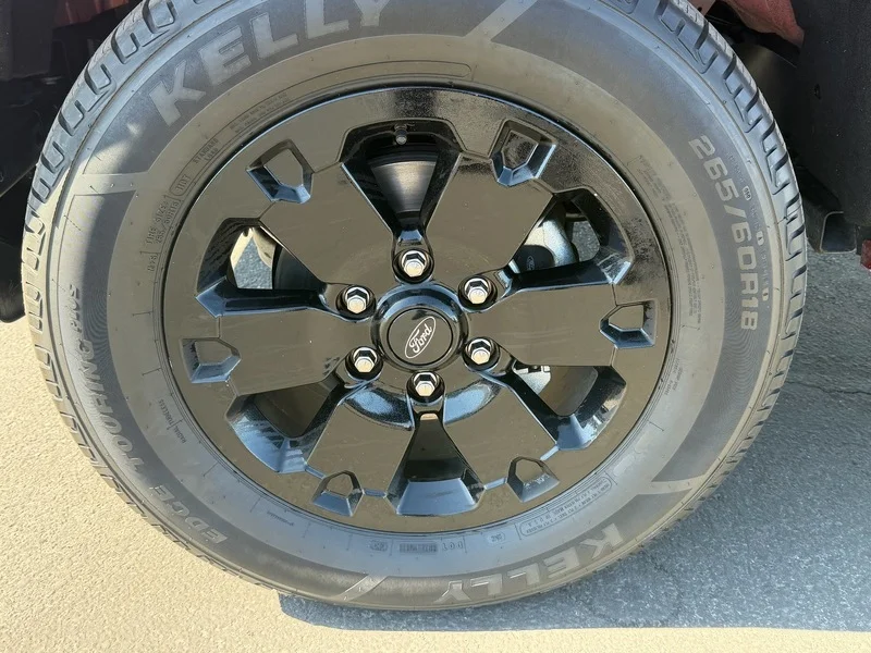 Used 2023 Orange Ford XL image 36