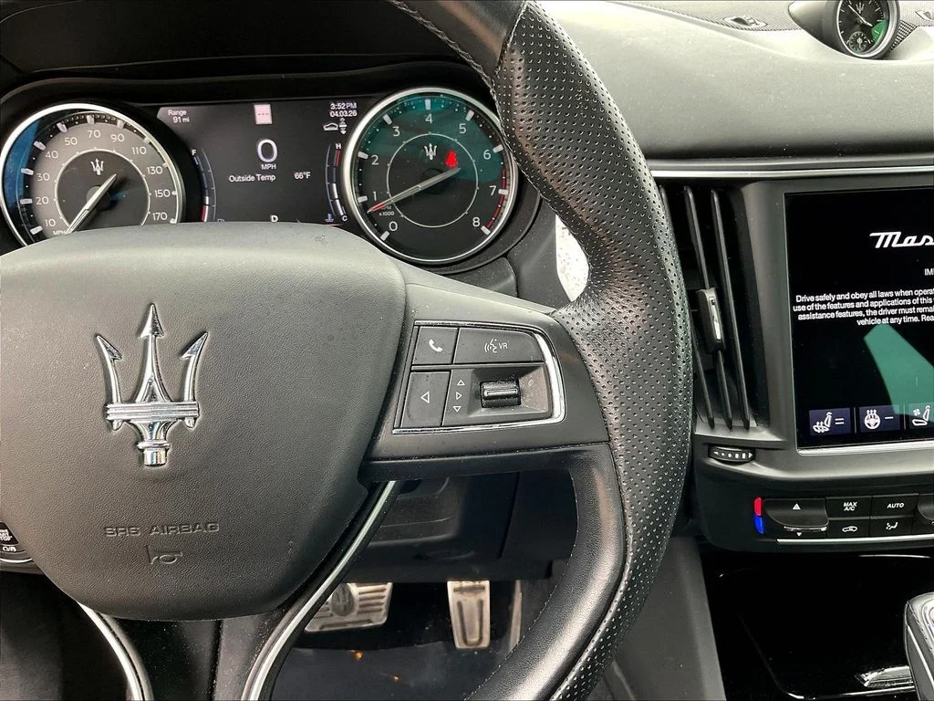 Used 2022 Grigio Maratea Metallic Maserati Modena image 12