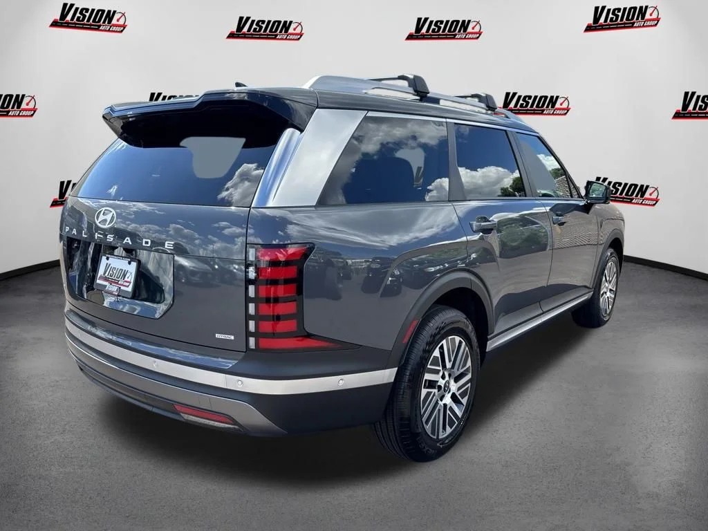 New 2026 Gray Hyundai SEL Premium image 5