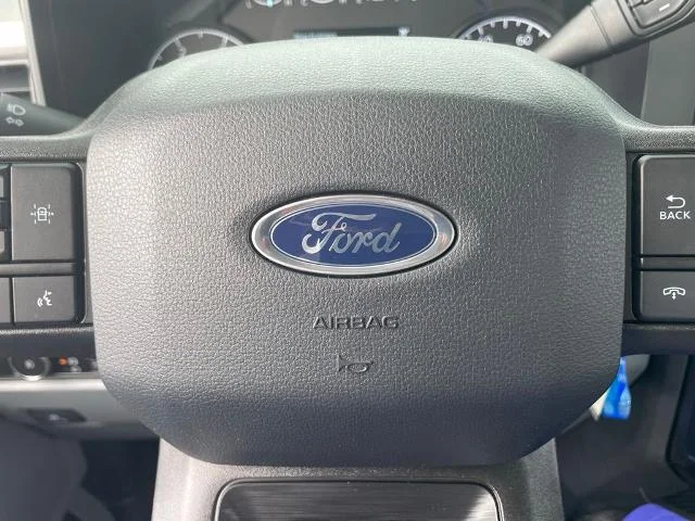 New 2026 Oxford White Ford F-550® XL image 46
