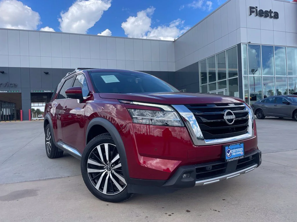 Used 2023 Red Nissan Platinum image 1
