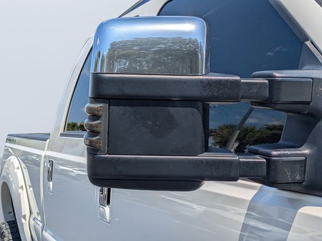Used 2015 White Ford Platinum image 10