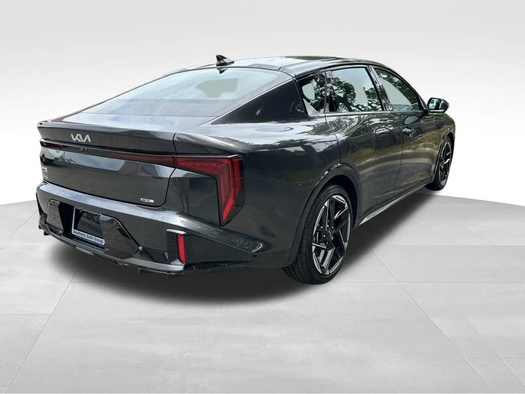 Used 2025 Gray Kia GT-Line image 5
