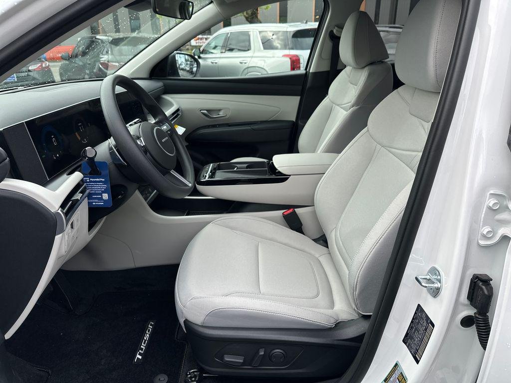New 2026 White Hyundai SEL AWD image 12