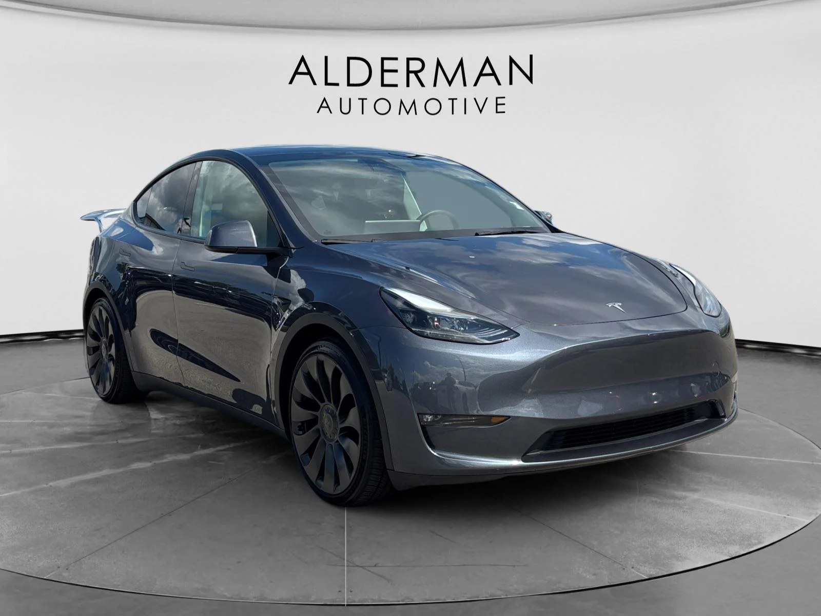 Used 2023  Tesla Performance image 7