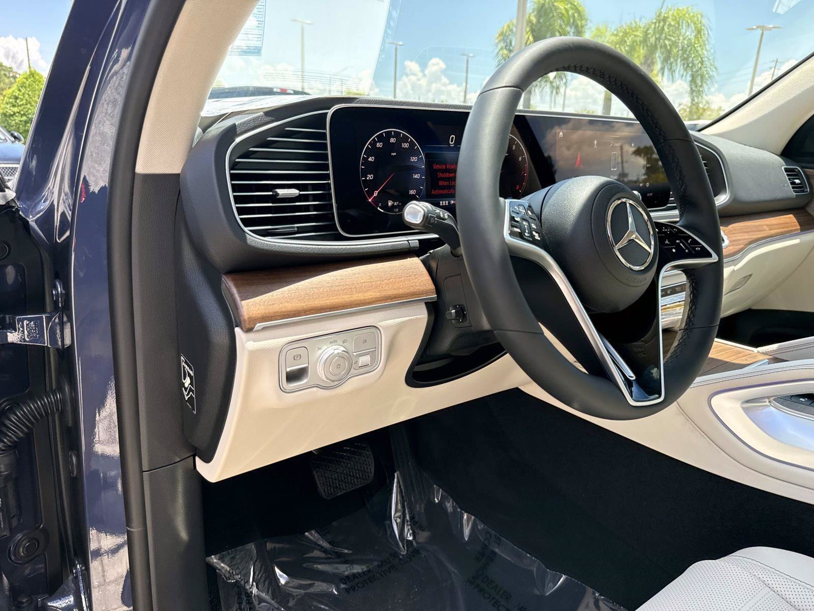 New 2026 Twilight Blue Metallic Mercedes-Benz 350 SUV image 20