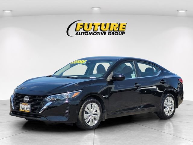 Used 2025 Black Nissan S image 5