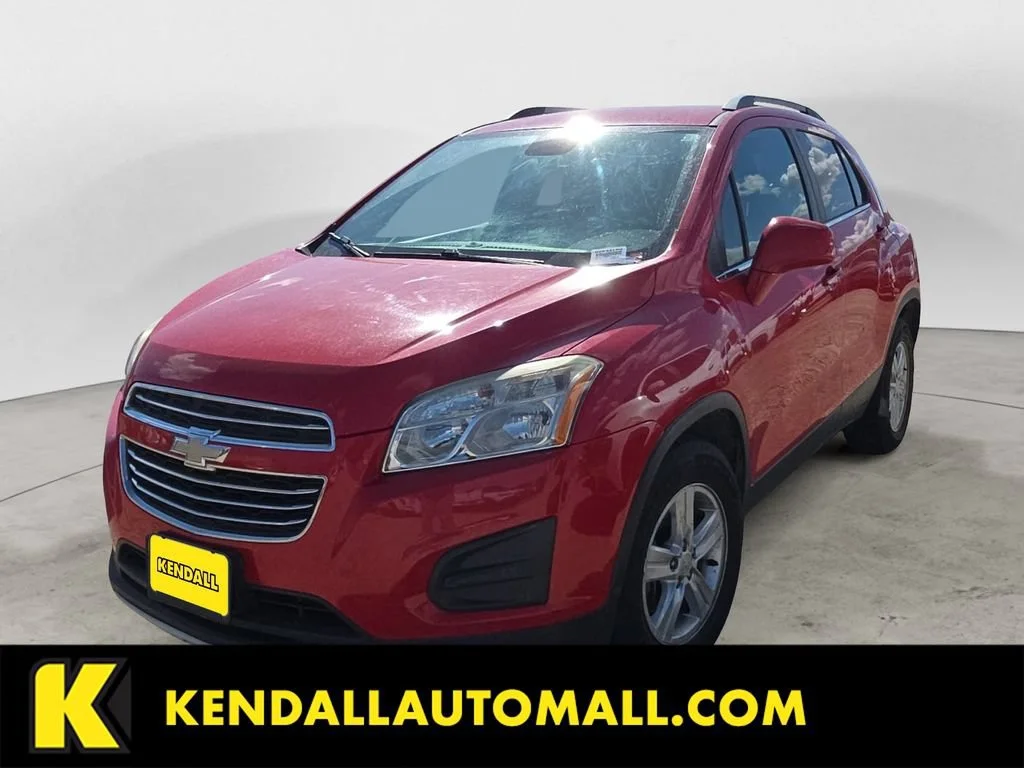 Used 2015 VICTORY RED Chevrolet LT image 1
