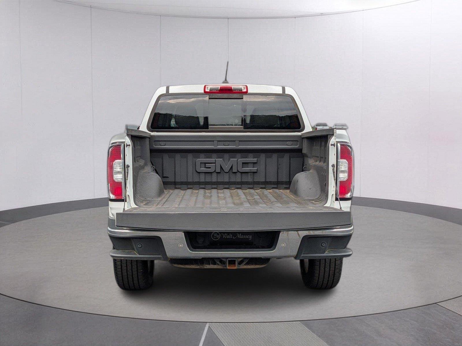 Used 2020 SUMMIT WHITE GMC 4WD SLT image 5