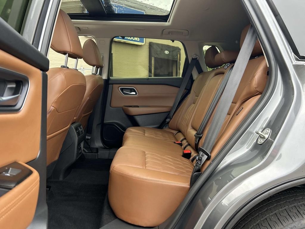 Used 2026 Gray Nissan Platinum image 16