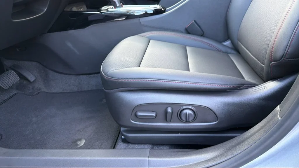 New 2026 Sterling Gray Metallic Chevrolet 2RS image 18