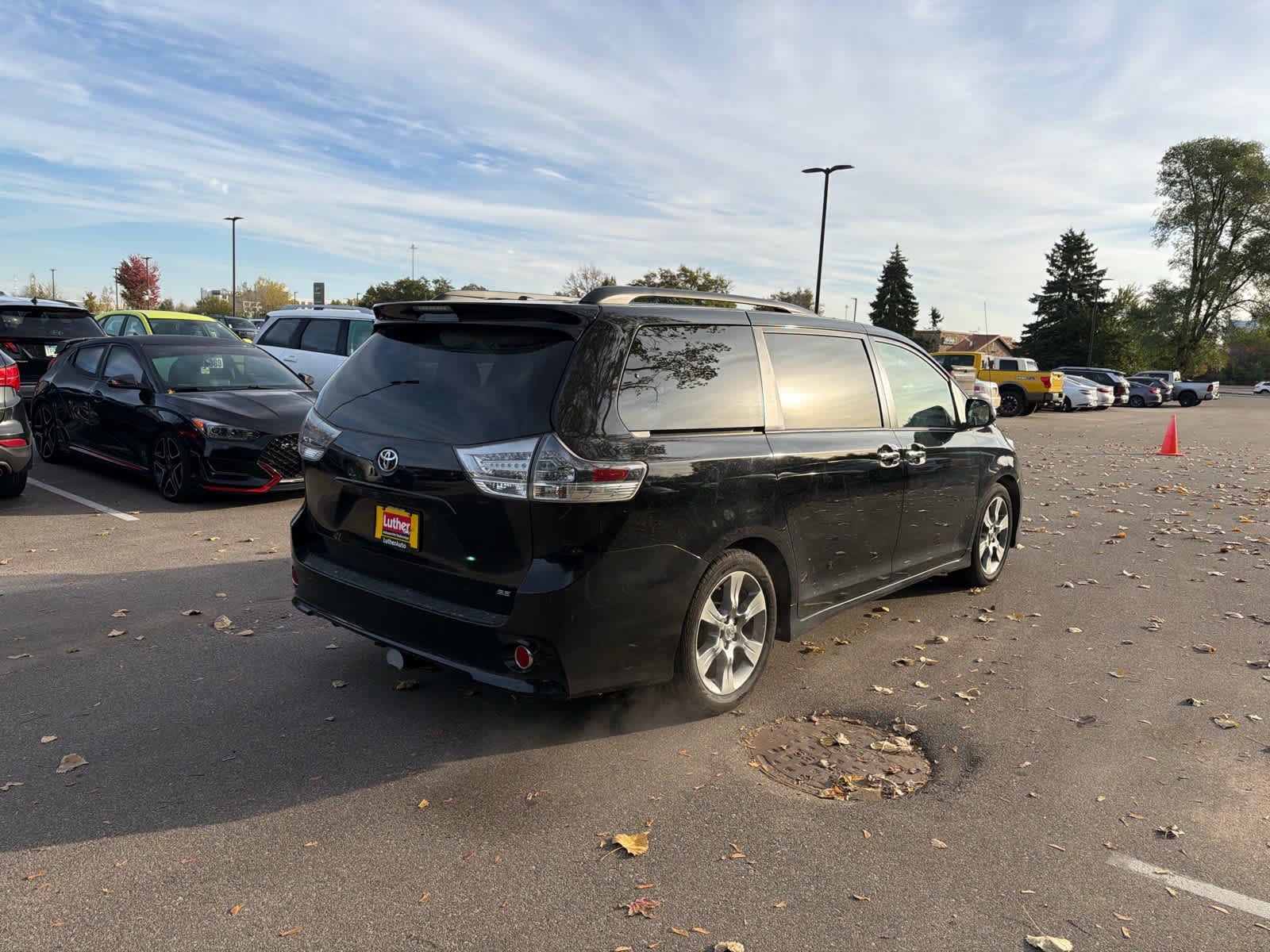 Used 2014 Toyota Sienna SE with VIN 5TDXK3DC0ES501327 for sale in Bloomington, Minnesota