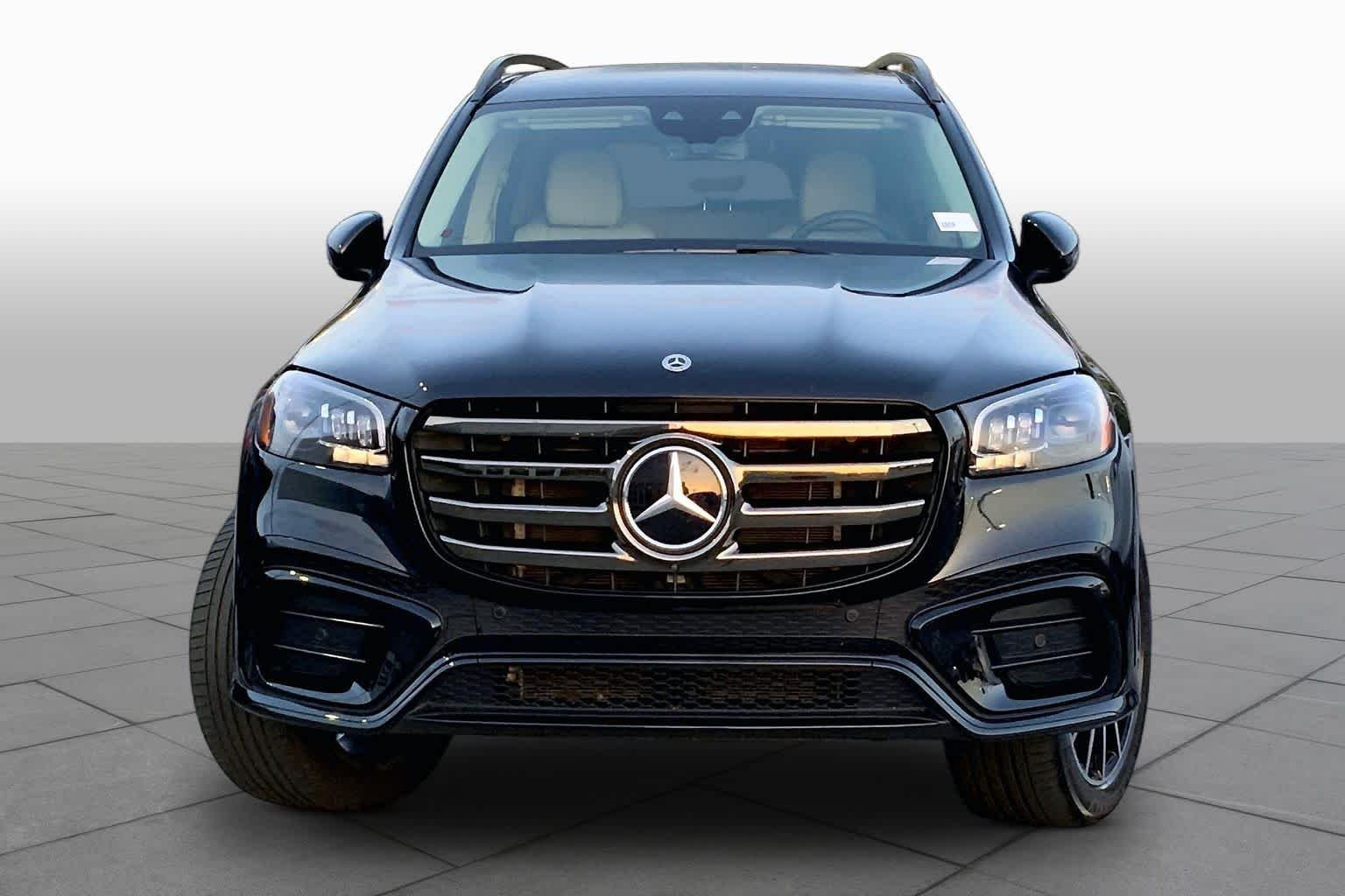 Used 2025 Twilight Blue Metallic Mercedes-Benz GLS 450 image 4
