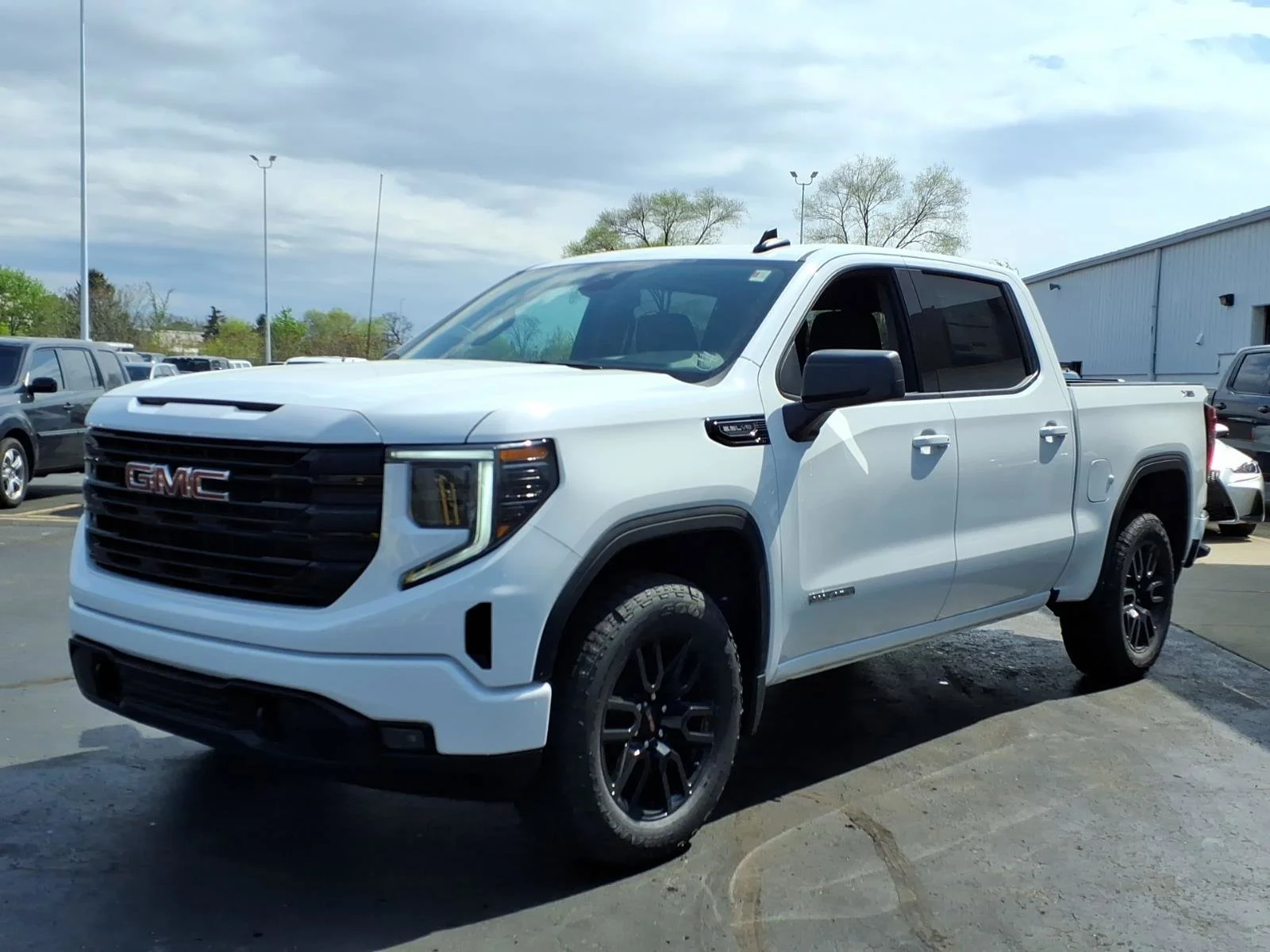 2026 GMC Sierra 1500 Elevation - Photo 3