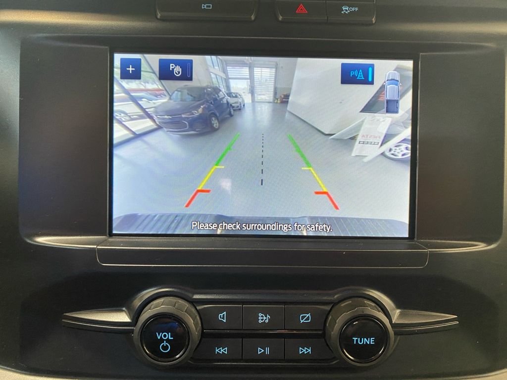 Used 2022 Silver Ford XL image 26