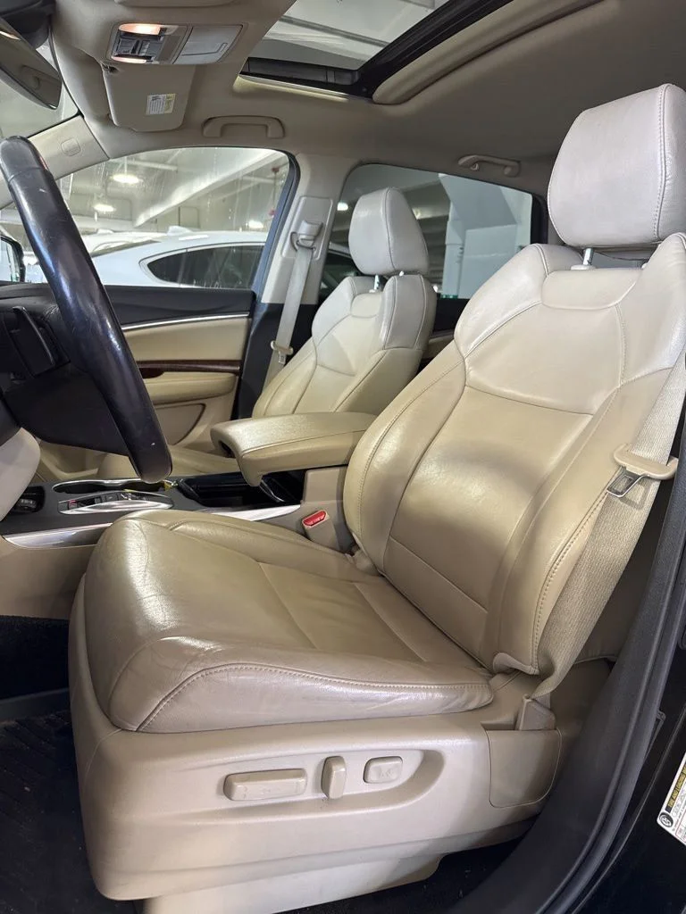 Used 2018  Acura 3.5L image 10
