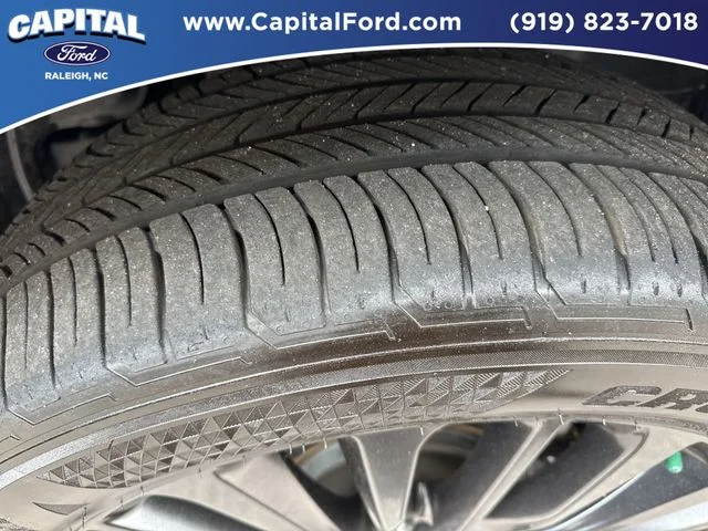 Used 2023 Black INFINITI Premium Select image 14