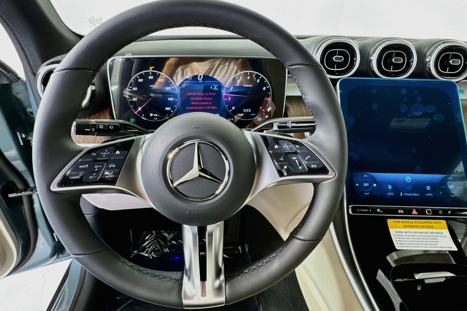 New 2027 Verde Silver Metallic Mercedes-Benz GLC 300 image 11