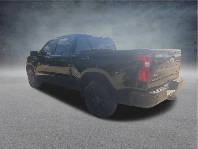 Used 2024 Black Chevrolet Custom image 5