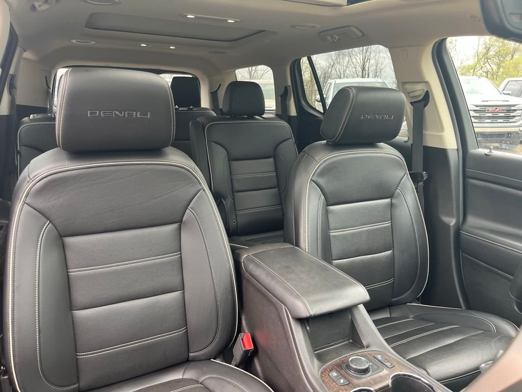 Used 2022 Hunter Green GMC Denali image 44
