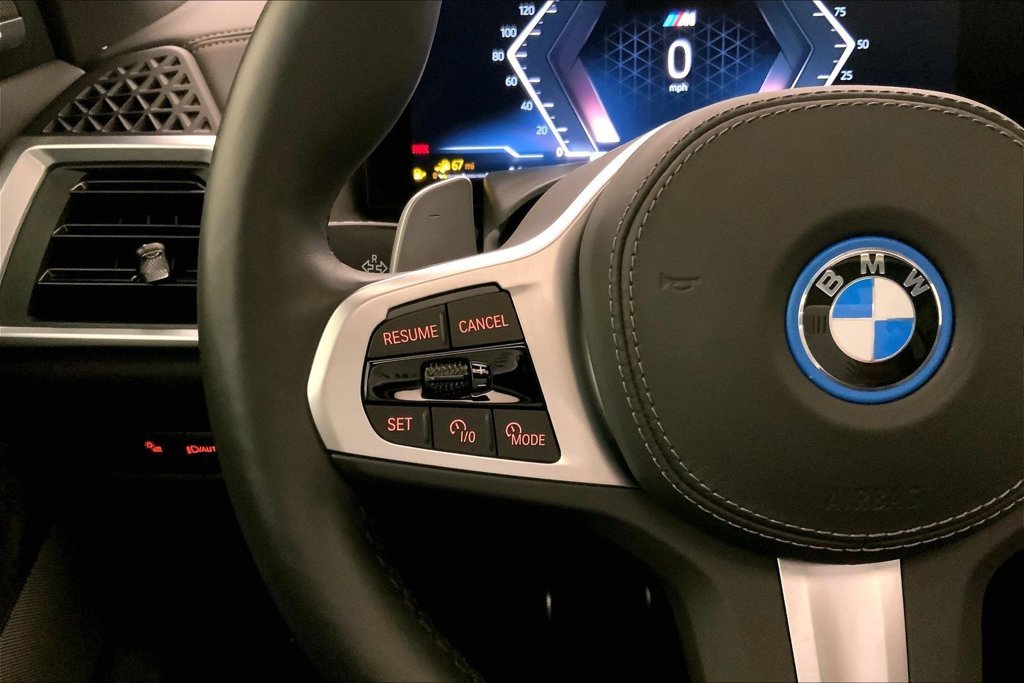 Certified Used 2026 Dravit Grey Metallic BMW  image 18