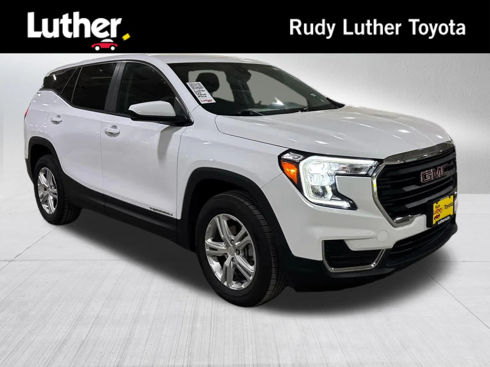 2024 GMC Terrain SLE AWD's photo