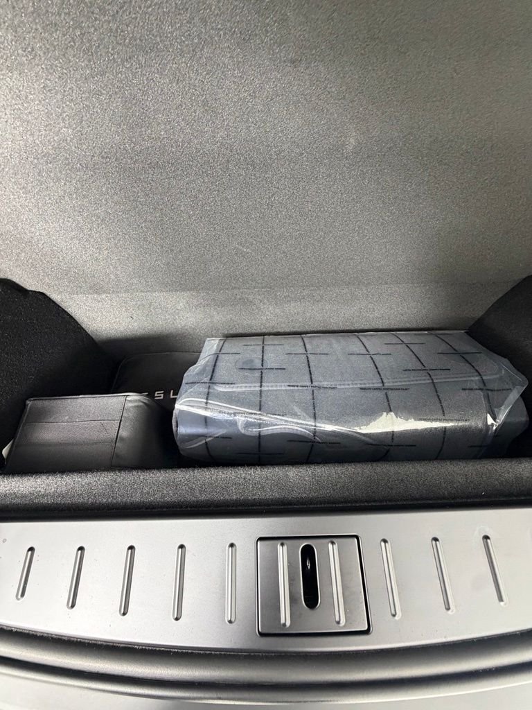 Used 2026 Blue Tesla Plaid image 47
