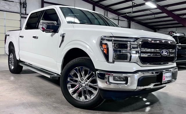 Used 2024 White Ford Lariat image 1