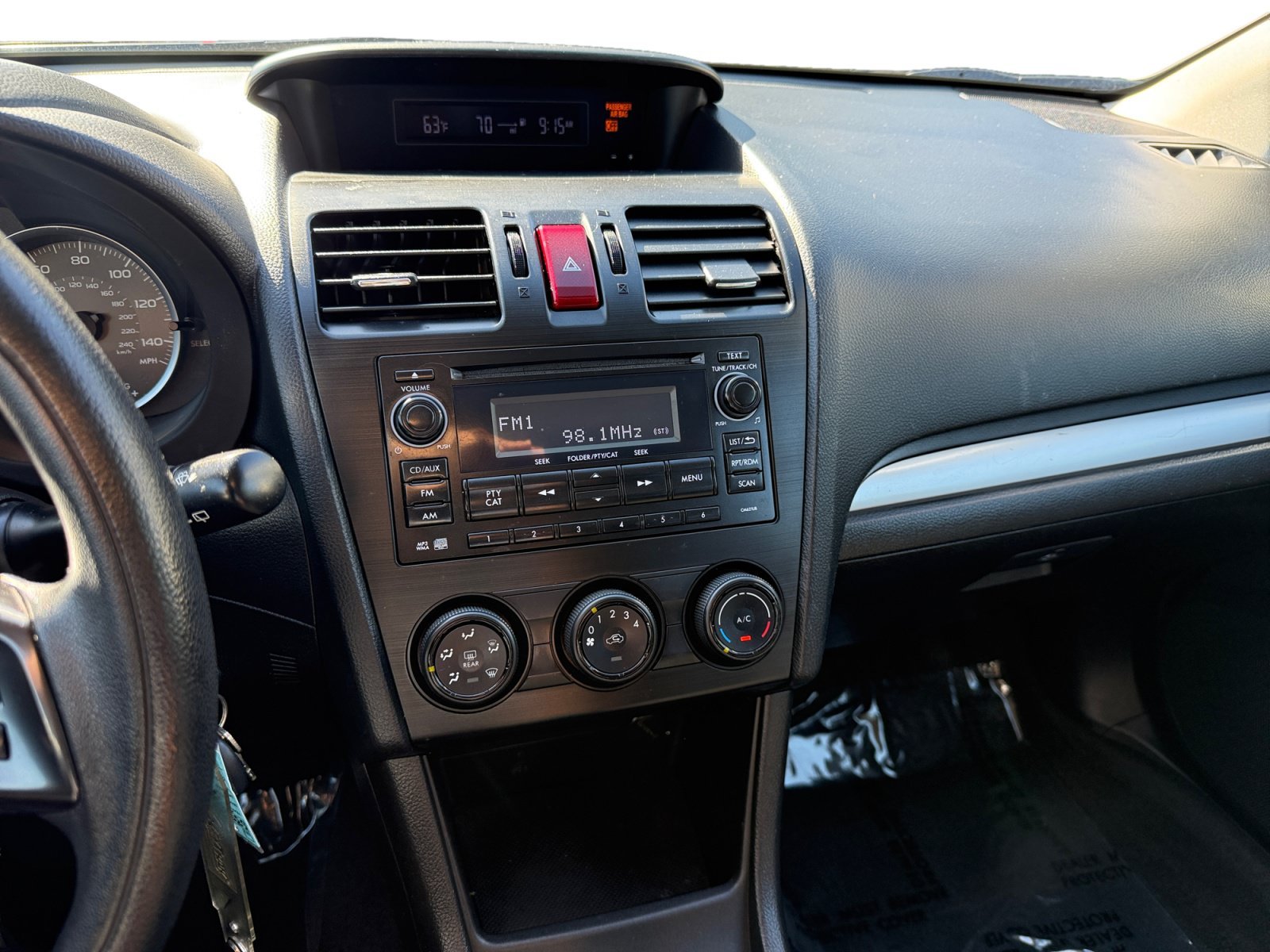 Used 2013 Ice Silver Metallic Subaru 2.0i Premium image 12