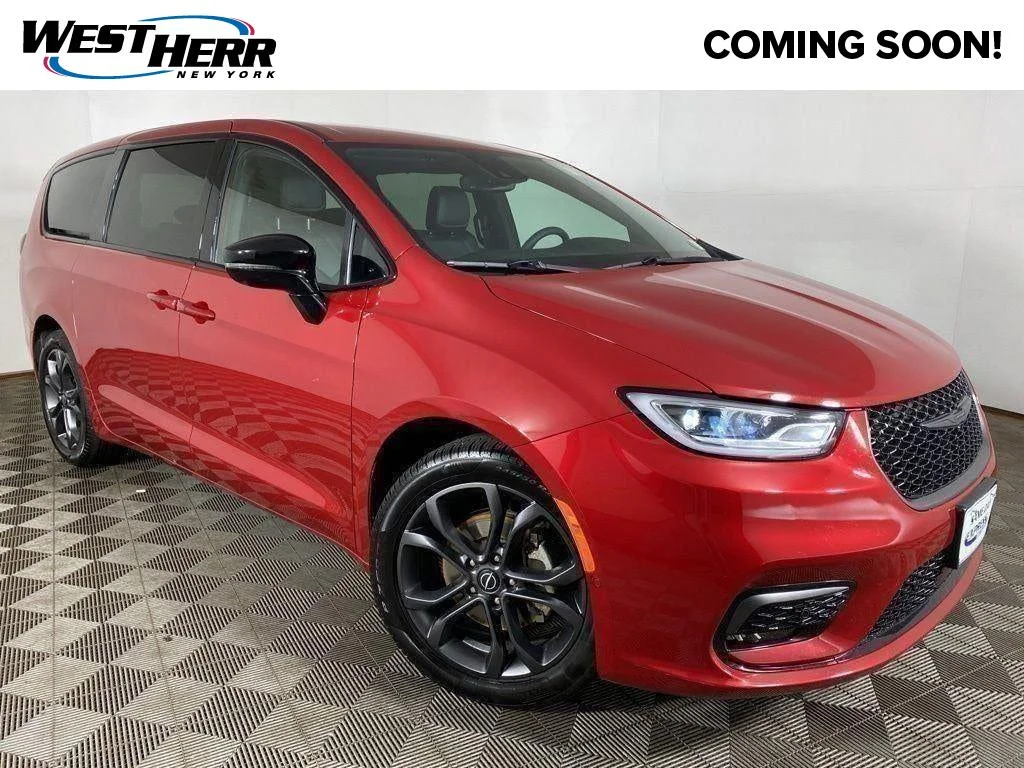 Used 2026 Red Hot Pearlcoat Chrysler Select image 1