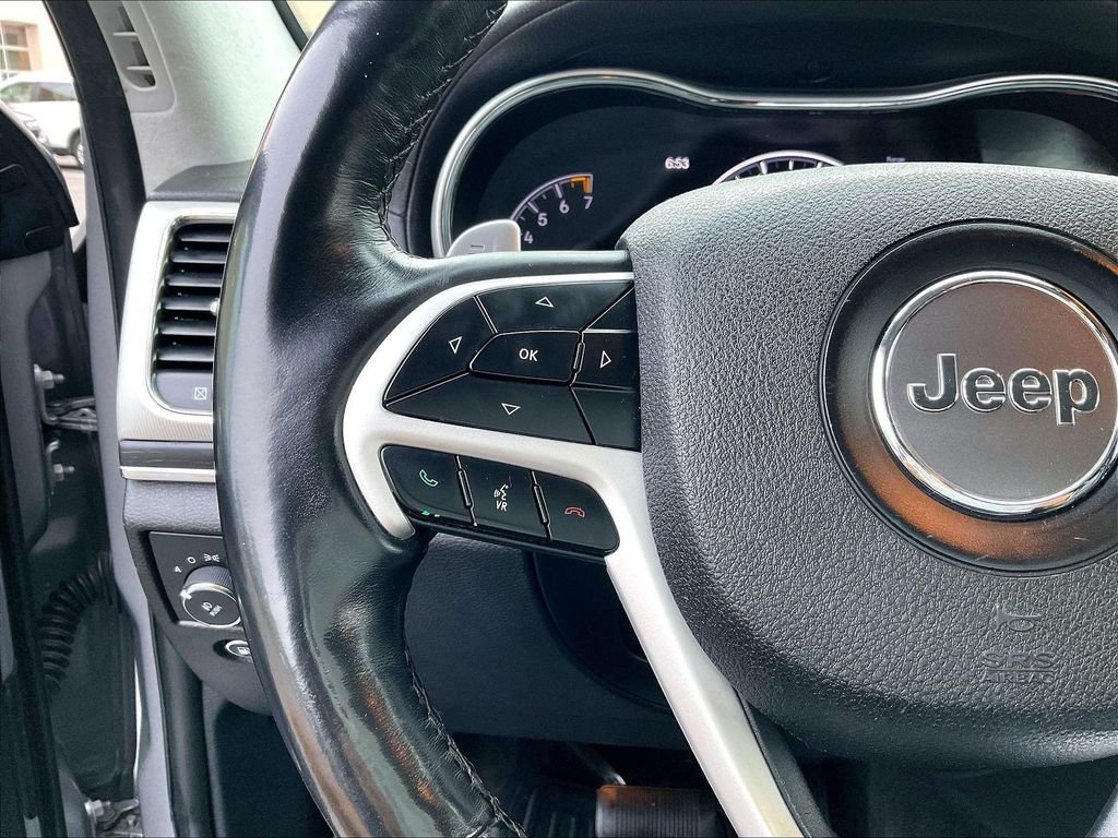 Used 2018 Billet Silver Metallic Clearcoat Jeep Summit image 23