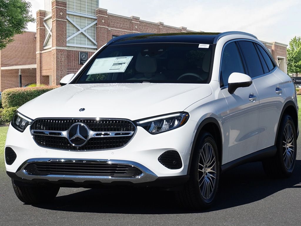 Used 2026 Polar White Mercedes-Benz GLC 300 image 3
