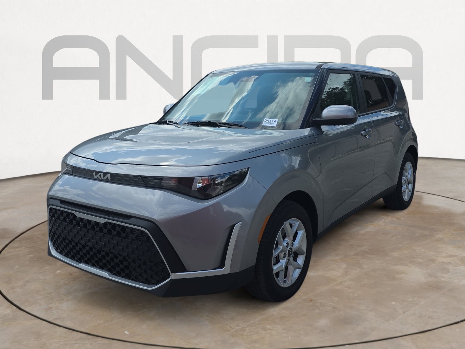 Certified Used 2025 Steel Gray Kia LX image 4