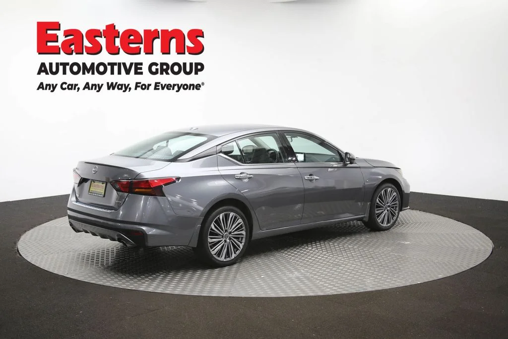 Used 2023 Gray Nissan 2.5 SL image 34