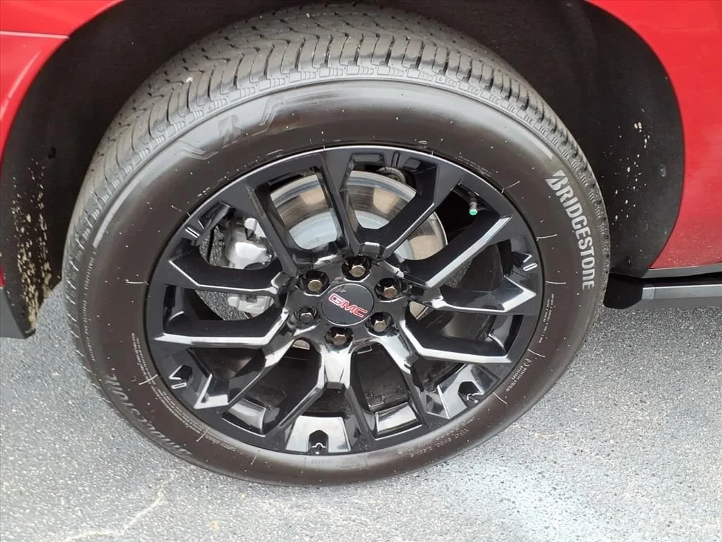 Used 2026 Volcanic Red Tintcoat GMC Denali image 20