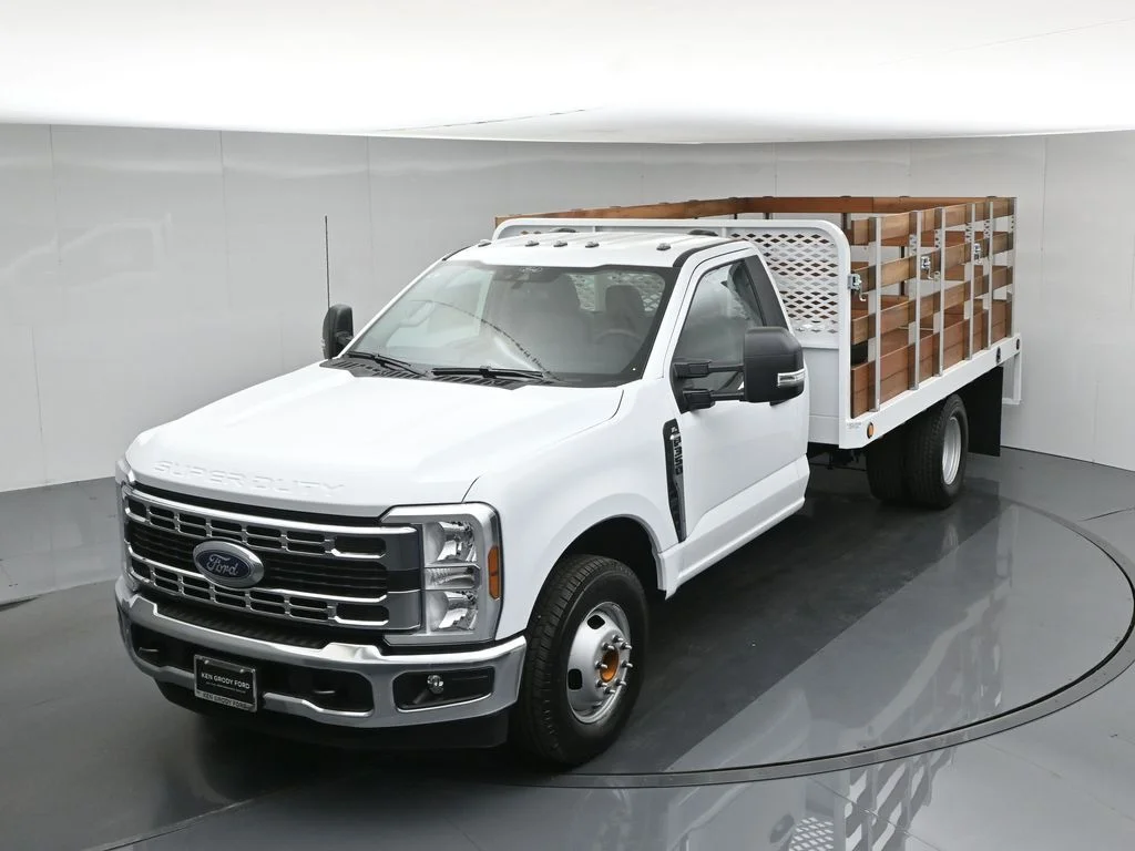 New 2026 White Ford XL image 31