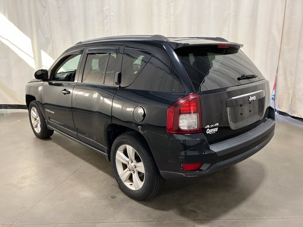 Used 2014 Black Clearcoat Jeep Latitude image 6