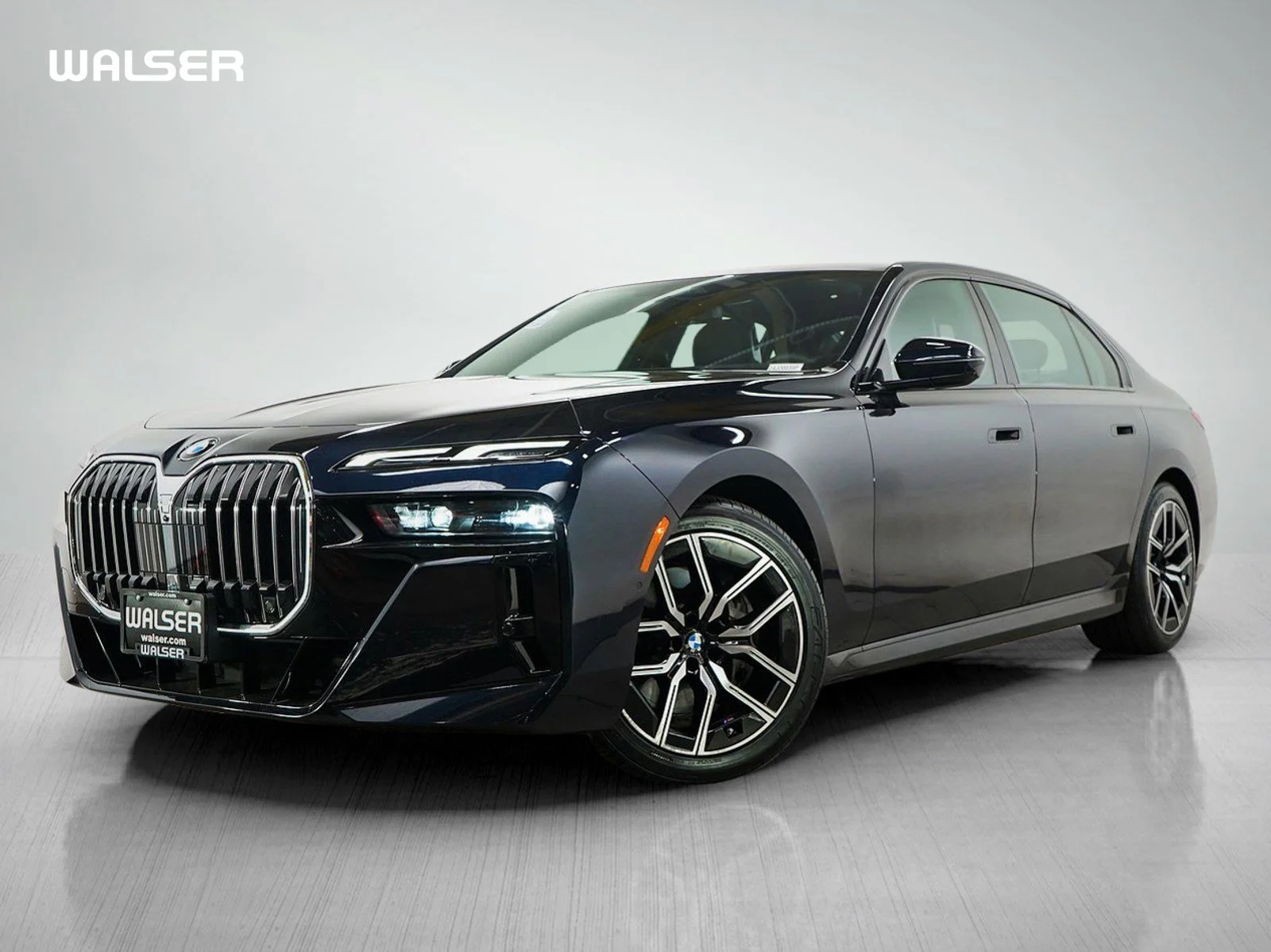 2025 BMW 7 Series 740i xDrive Sedan's photo