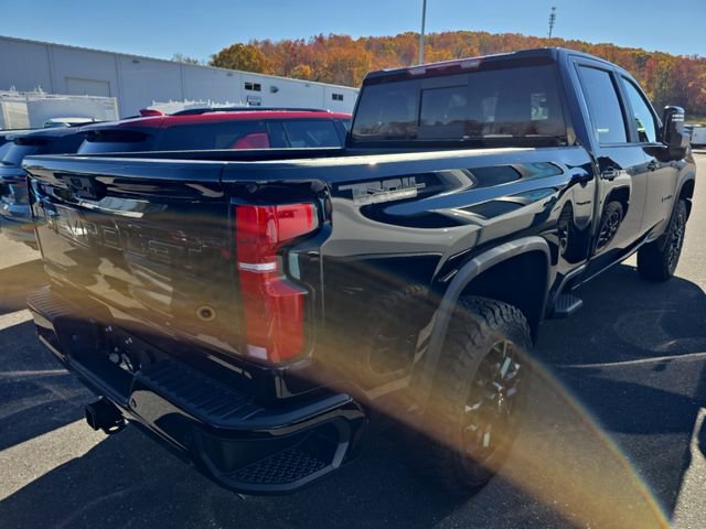 2026 Chevrolet Silverado 2500HD LT photo 4