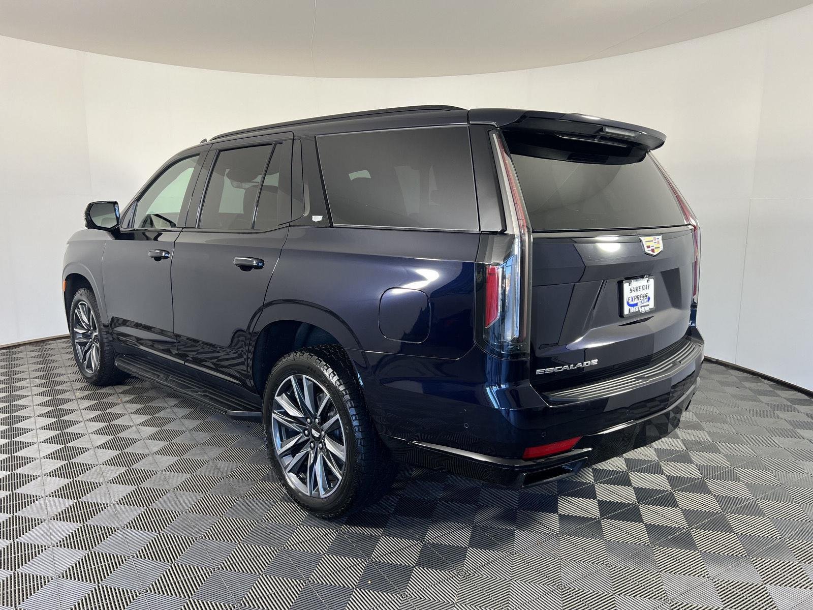 Used 2023 Dark Moon Blue Metallic Cadillac 4WD Sport image 31