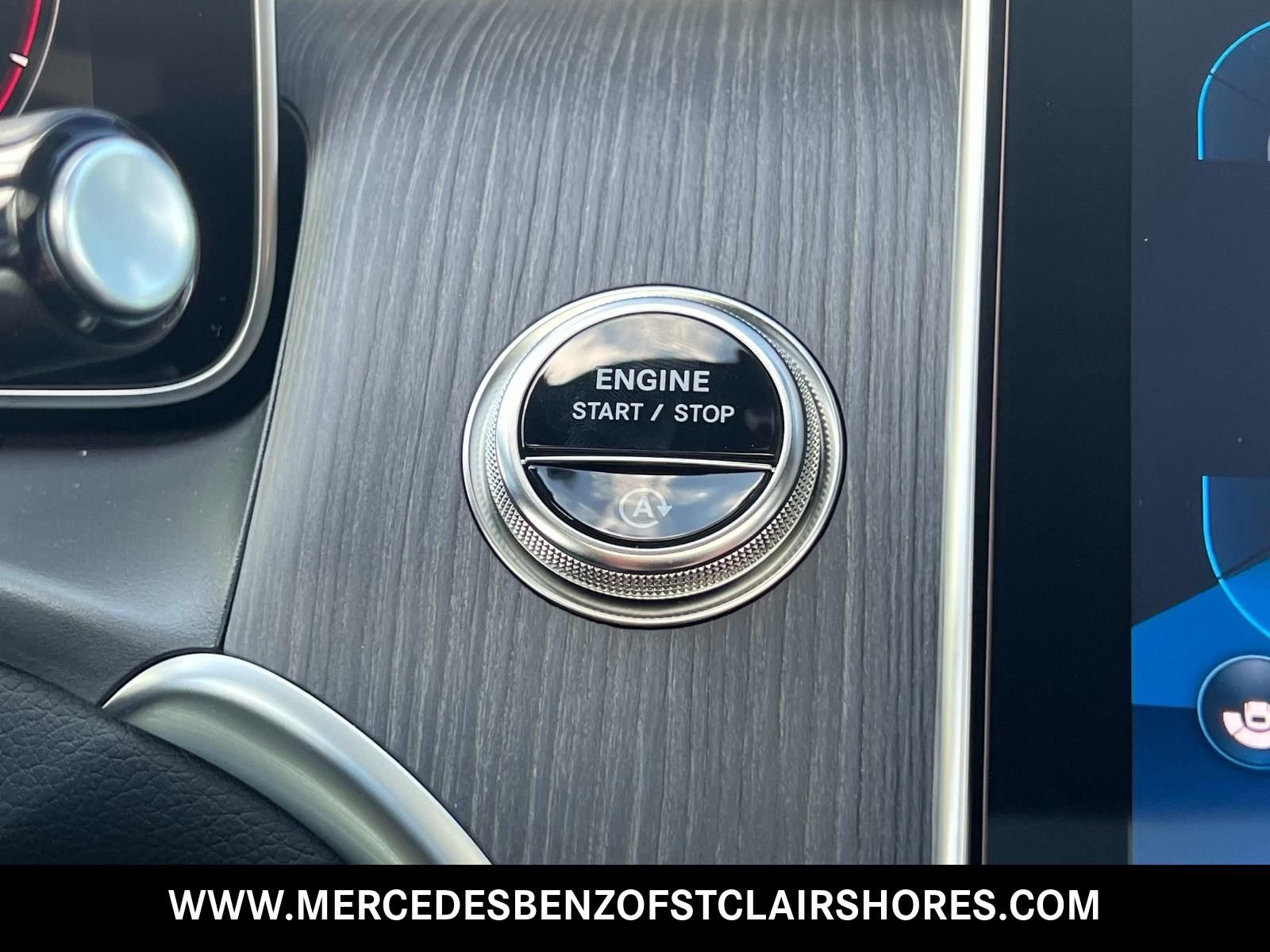New 2026 Graphite Grey Metallic Mercedes-Benz GLC 300 image 26
