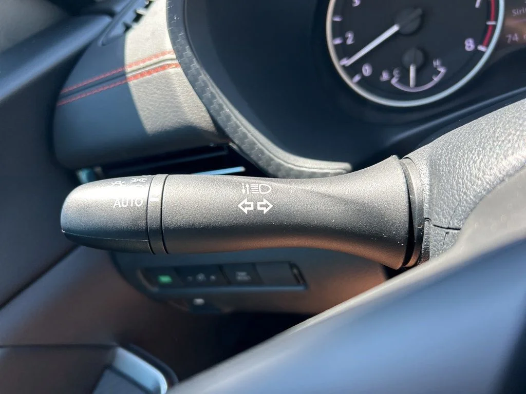 2025 Nissan Sentra SR - Photo 29