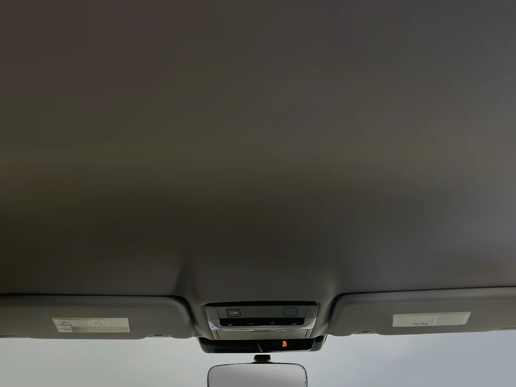Used 2024 Black Mitsubishi SE image 19