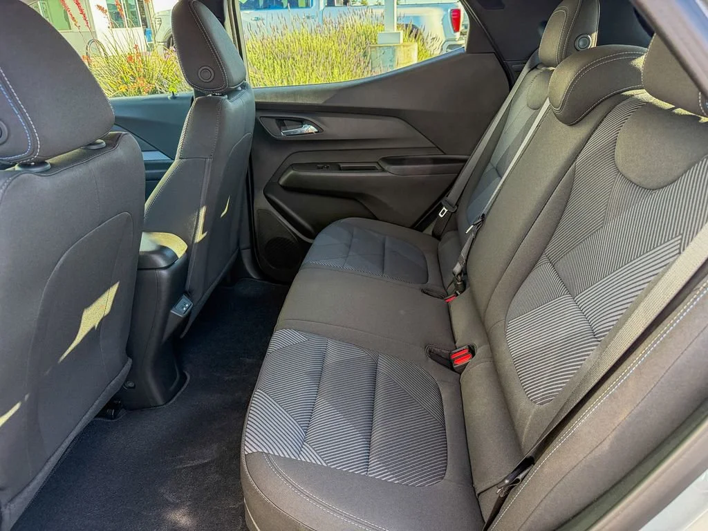 New 2027 Sterling Grey Metallic Chevrolet LT image 20