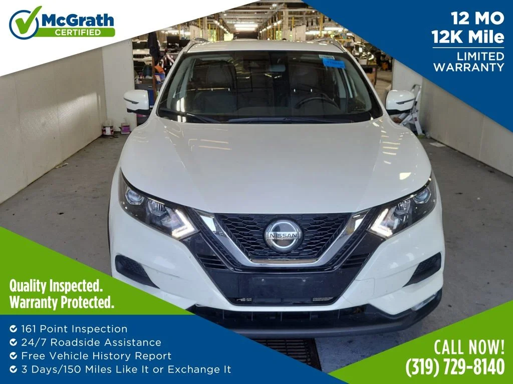 Used 2022 White Nissan SV image 1