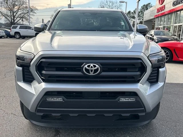 Used 2025 Silver Toyota SR5 image 8